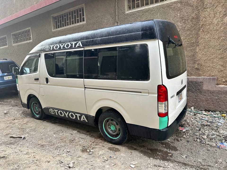 Toyota Hiace 2008 d’occasion
