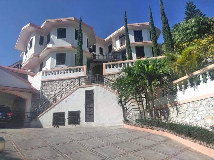 Maison de 3 chambres à vendre — Delmas, vue sur le Cul-de-Sac